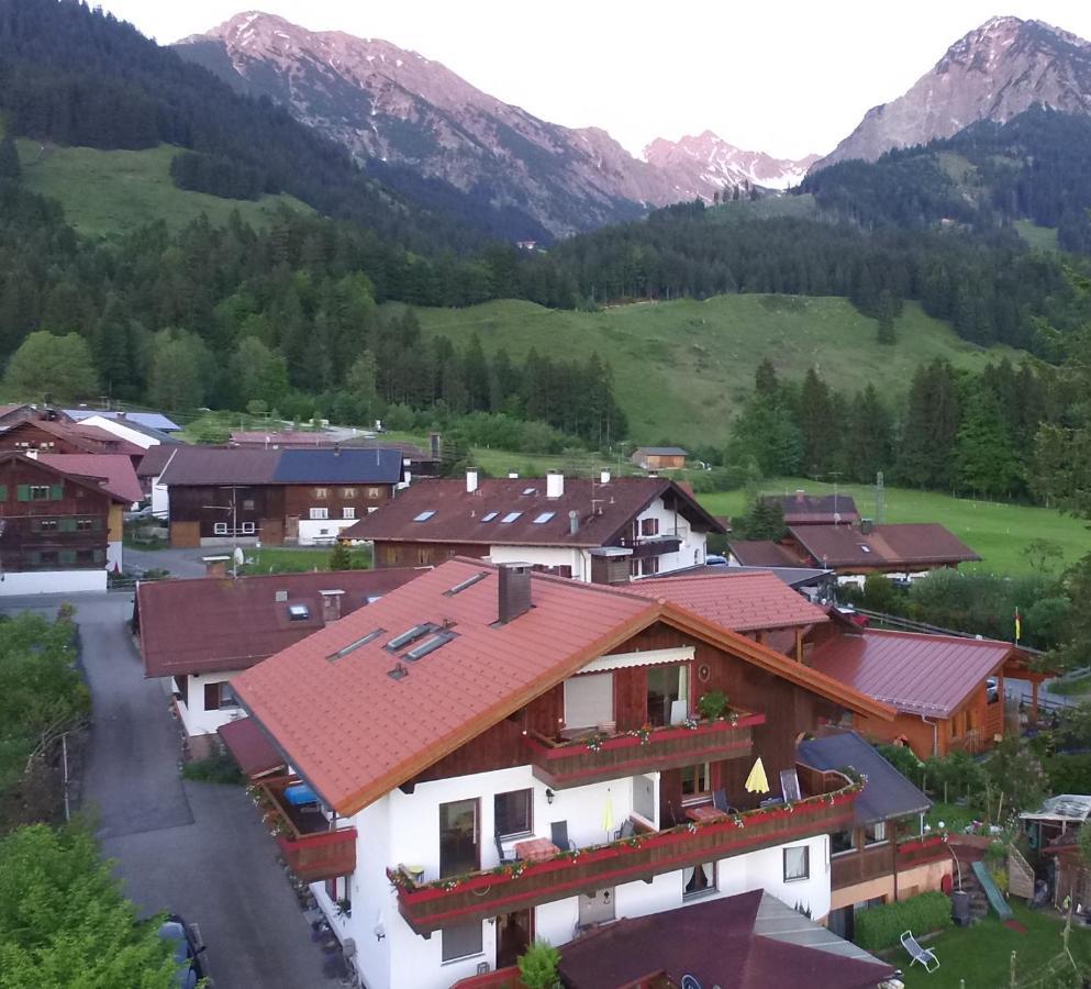 Gastehaus Luise Apartment Oberstdorf Ngoại thất bức ảnh